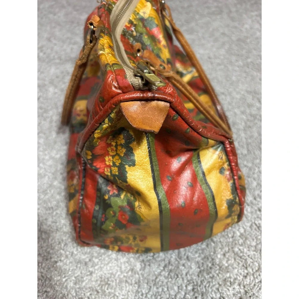 N/A vintage satchel